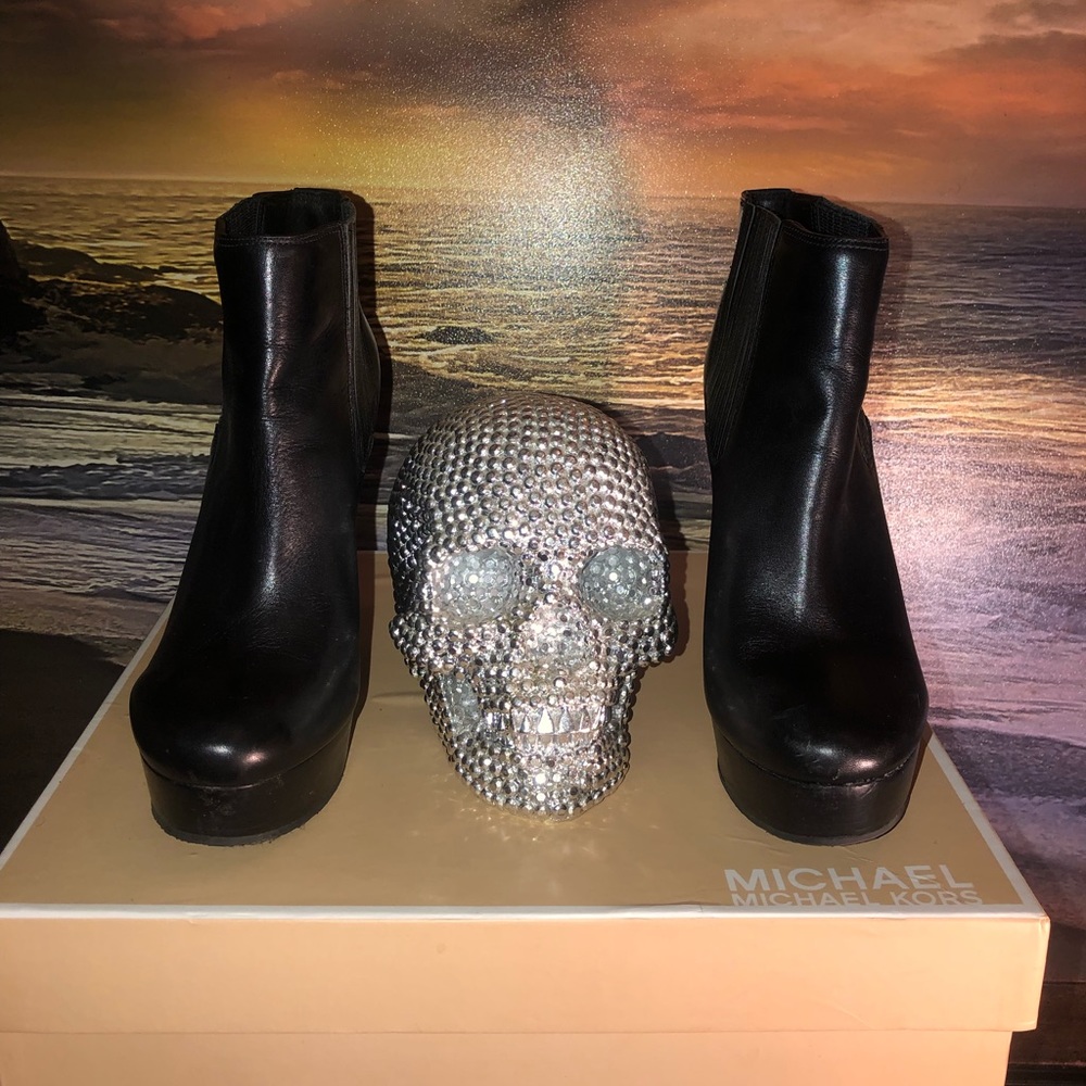 Michael Kors Emory Wedge🖤🔥